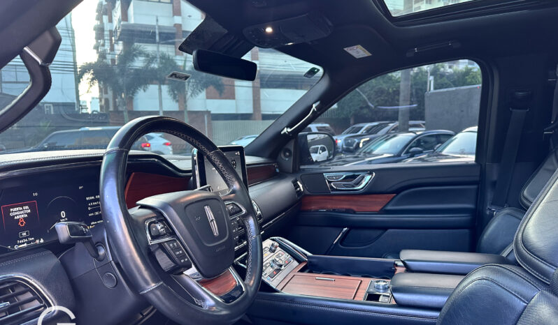 Lincoln Navigator 2018 lleno