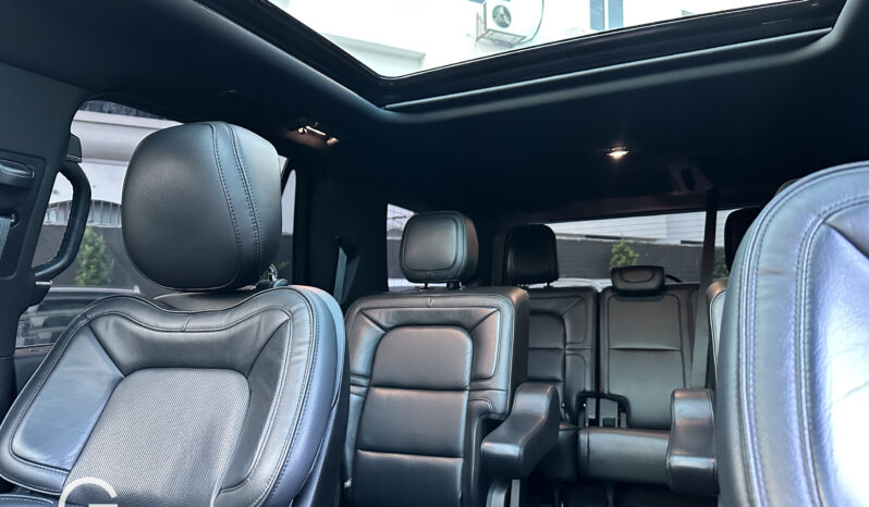Lincoln Navigator 2018 lleno