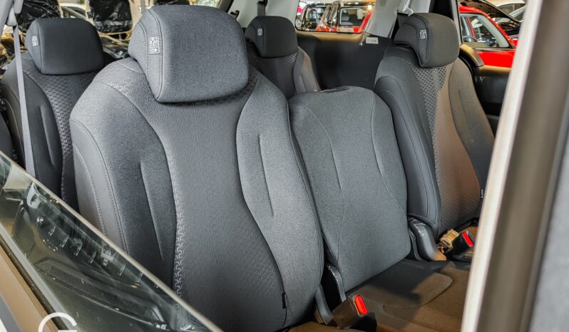 Kia Carnival 2025 lleno