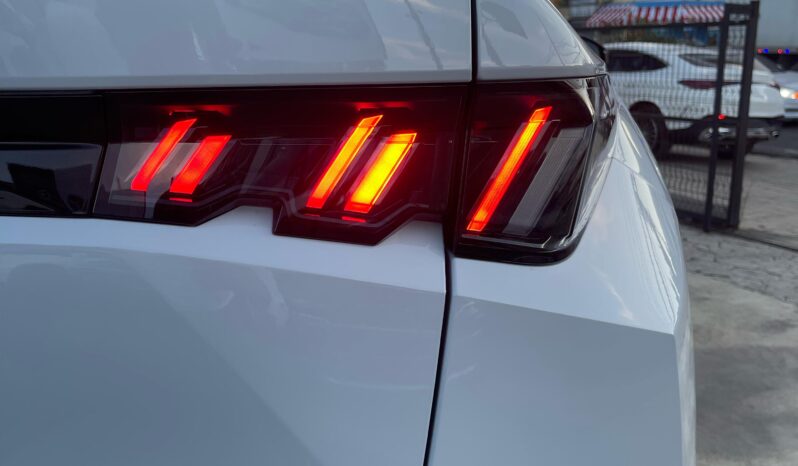 Peugeot 3008 Allure 2025 lleno