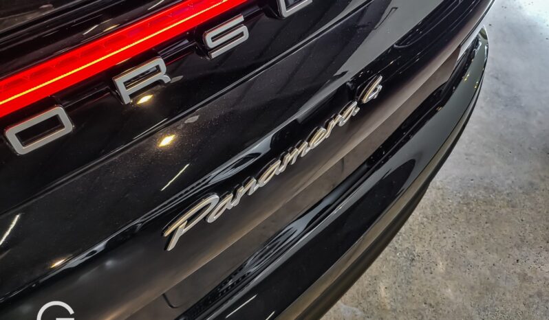 Porsche Panamera 4 2025 lleno