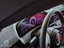 Porsche Panamera 4 2025