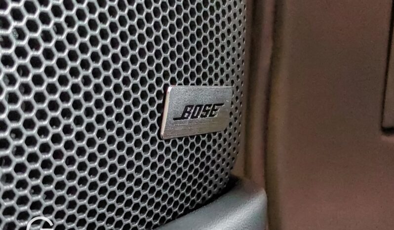 Porsche Panamera 4 2025 lleno