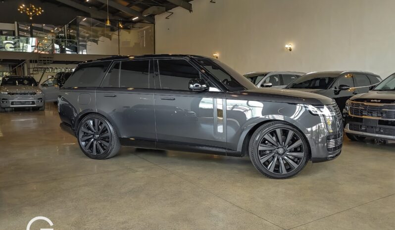 Land Rover Range Rover 2023 lleno