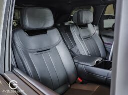 Land Rover Range Rover 2023 lleno