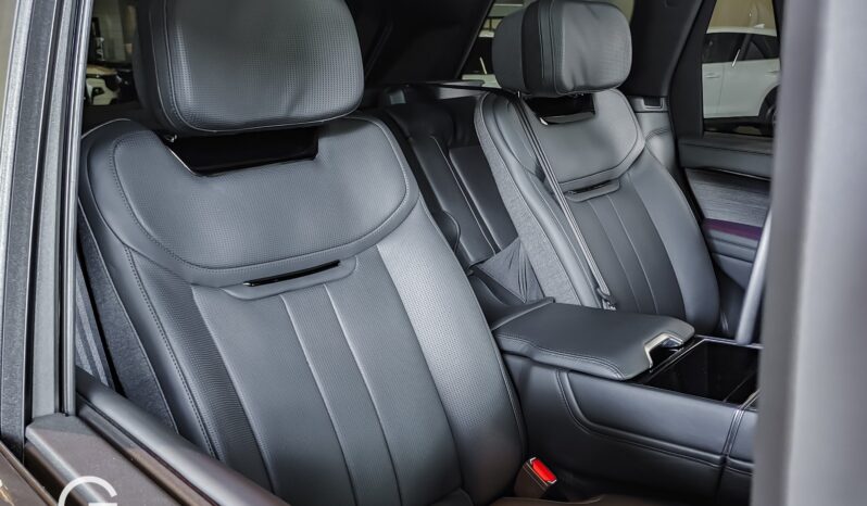 Land Rover Range Rover 2023 lleno