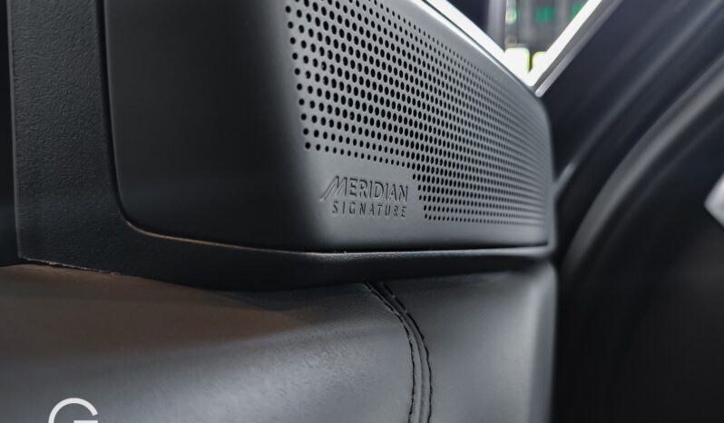 Land Rover Range Rover 2023 lleno
