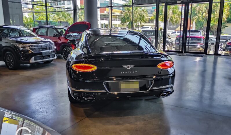 Bentley Continental GT 2023 lleno