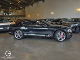 Bentley Continental GT 2023 lleno