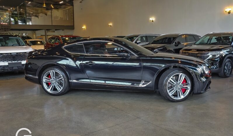 Bentley Continental GT 2023 lleno