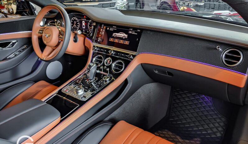 Bentley Continental GT 2023 lleno