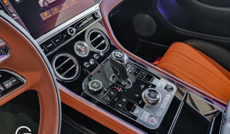 Bentley Continental GT 2023 lleno