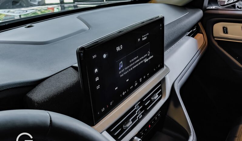 Ford Explorer Active 2025 lleno