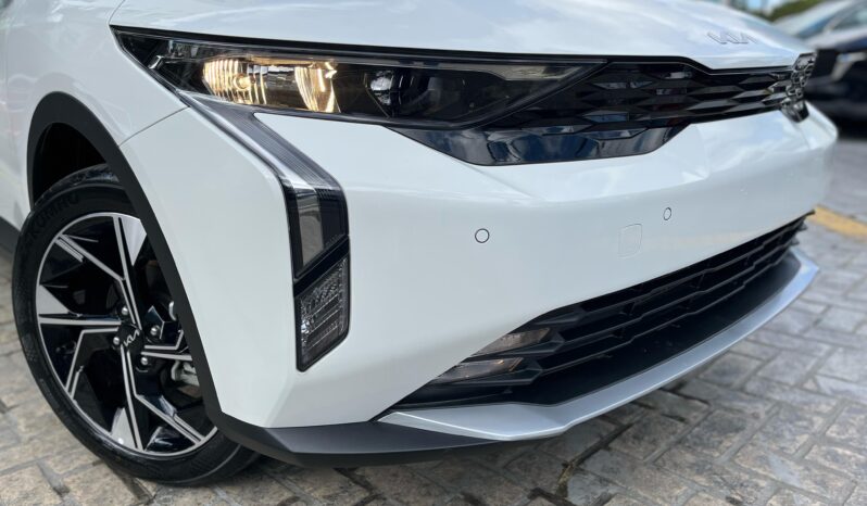 KIA K3 CROSS 2025 lleno