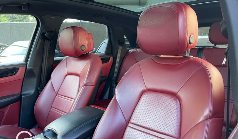 PORSCHE CAYENNE 2019 lleno