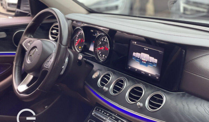 MERCEDES BENZ E300 2017 lleno