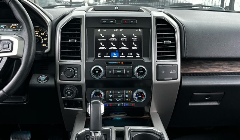 Ford F 150 Lariat 2019 lleno