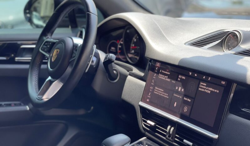 PORSCHE CAYENNE 2020 lleno