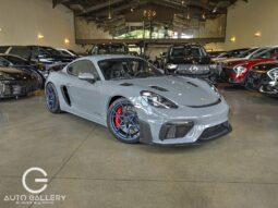 Porsche GT4 RS 2024 lleno