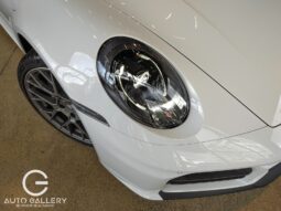 Porsche 911 Carrera 2025 lleno