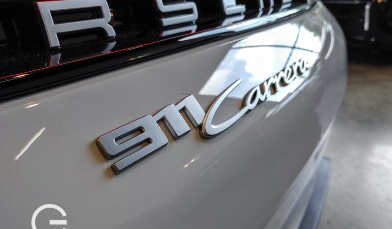 Porsche 911 Carrera 2025 lleno