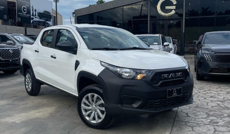 Ram 700 SLT 2025 lleno