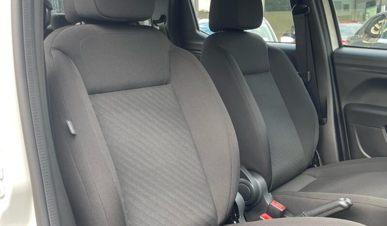 Ram 700 SLT 2025 lleno