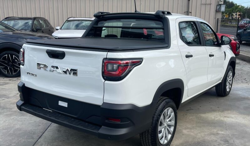Ram 700 SLT 2025 lleno