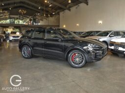 Porsche Cayenne GTS 2025 lleno