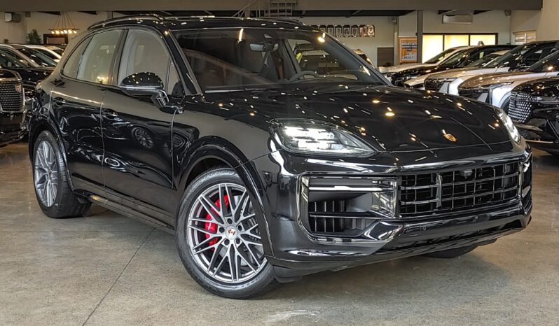 Porsche Cayenne GTS 2025 lleno