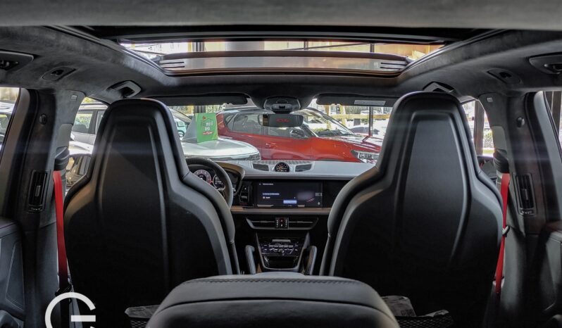 Porsche Cayenne GTS 2025 lleno