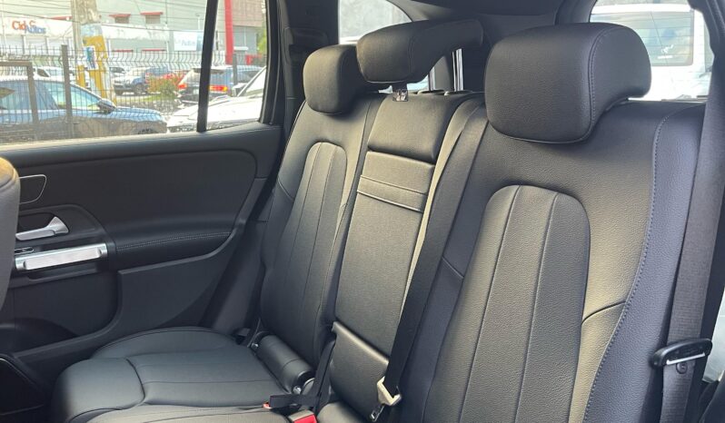 Mercedes-Benz Clase GLB 200 Progressive 2025 lleno