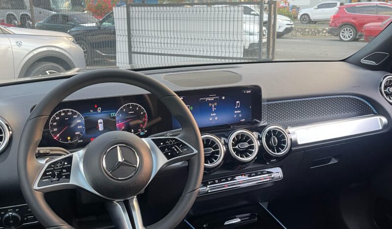 Mercedes-Benz Clase GLB 200 Progressive 2025 lleno