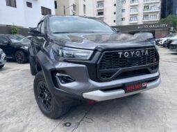 TOYOTA HILUX GR 2025 lleno