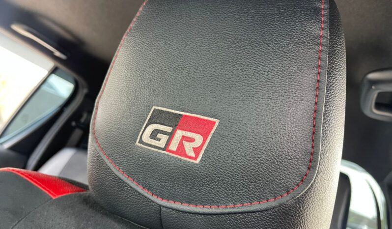 TOYOTA HILUX GR 2025 lleno