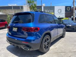 MERCEDES-BENZ CLASE GLB 200 AMG LINE 2024 lleno