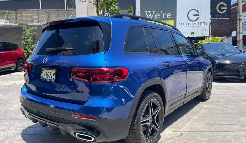 MERCEDES-BENZ CLASE GLB 200 AMG LINE 2024 lleno