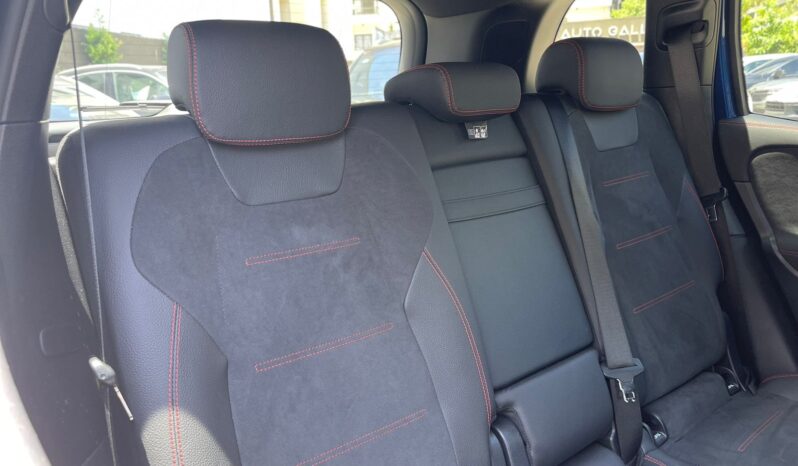 MERCEDES-BENZ CLASE GLB 200 AMG LINE 2024 lleno