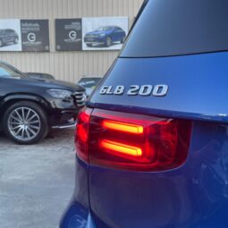 MERCEDES-BENZ CLASE GLB 200 AMG LINE 2024 lleno