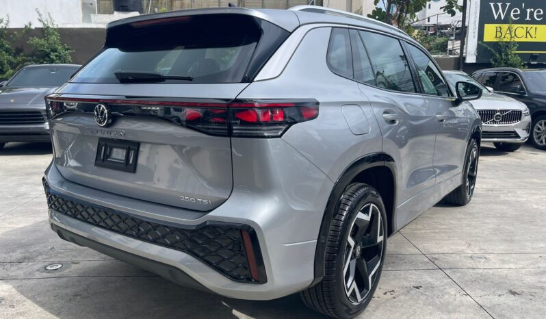 VOLKSWAGEN TIGUAN R-LINE 2025 lleno