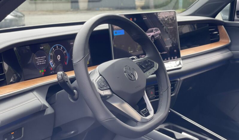VOLKSWAGEN TIGUAN R-LINE 2025 lleno