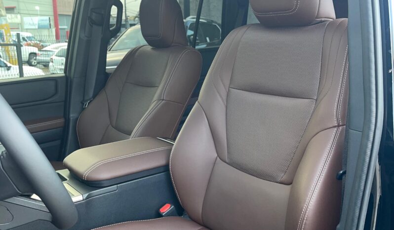 TOYOTA LAND CRUISER PRADO ADVENTURE 2025 lleno