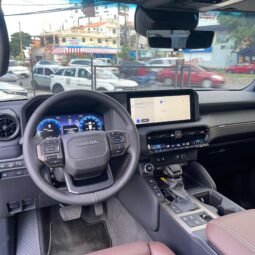 TOYOTA LAND CRUISER PRADO ADVENTURE 2025 lleno