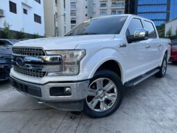 FORD F-150 LARIAT 2019