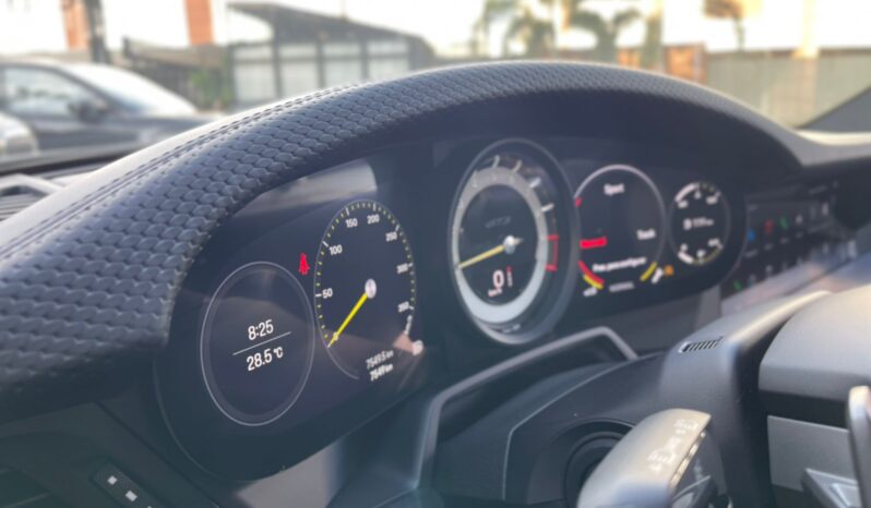 PORSCHE 911 GT3 TOURING 2023 lleno