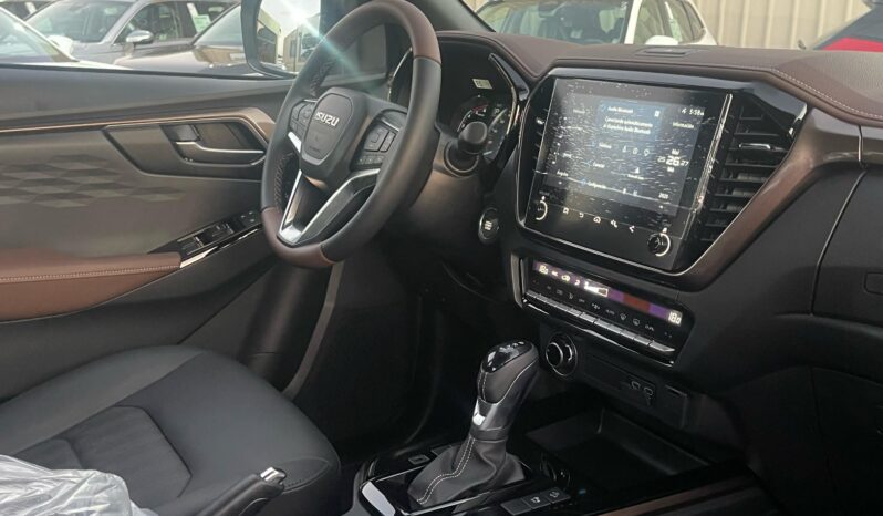 Isuzu DMAX LSE 2026 lleno