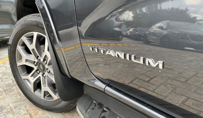 FORD EVEREST LIMITED 2025 lleno