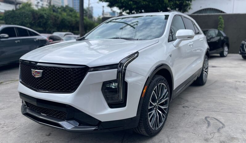 CADILLAC XT4 2024 lleno