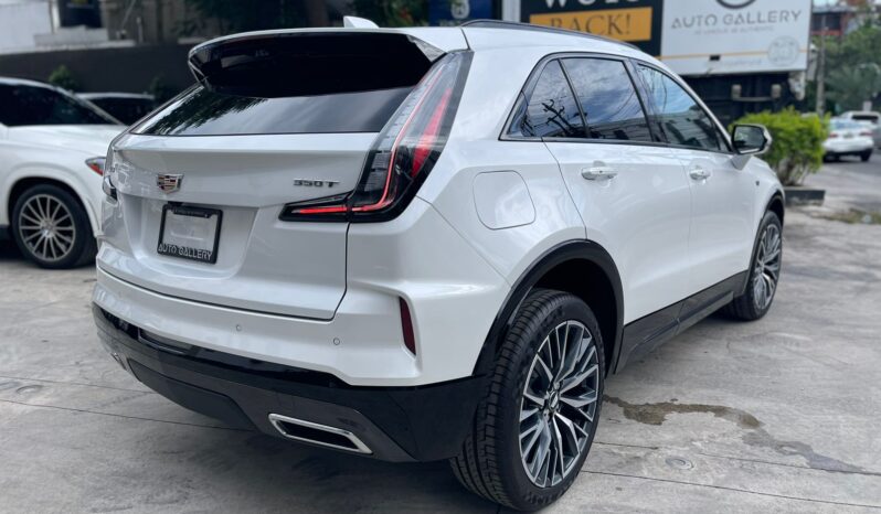 CADILLAC XT4 2024 lleno