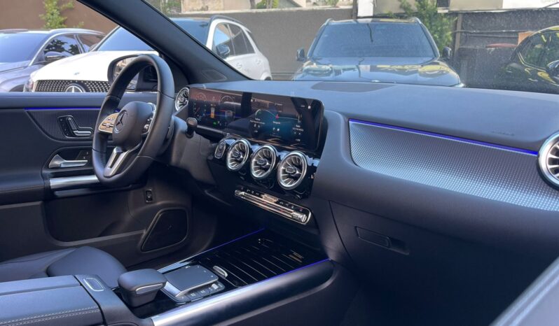 MERCEDES-BENZ CLASE EQA 350 2023 lleno